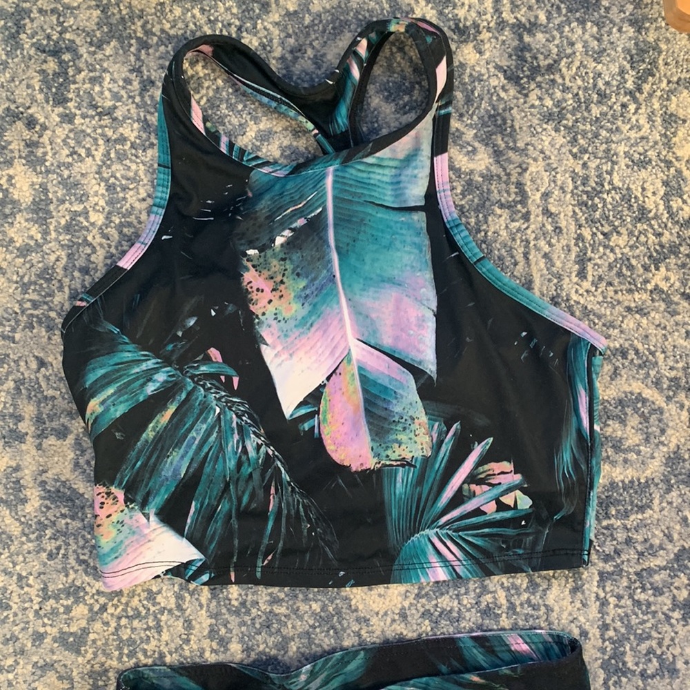 Fabletics Tropical Print Set Size Xs - image 3